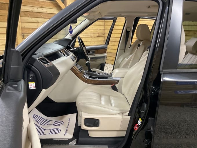 2025 Land Rover Range Rover Sport