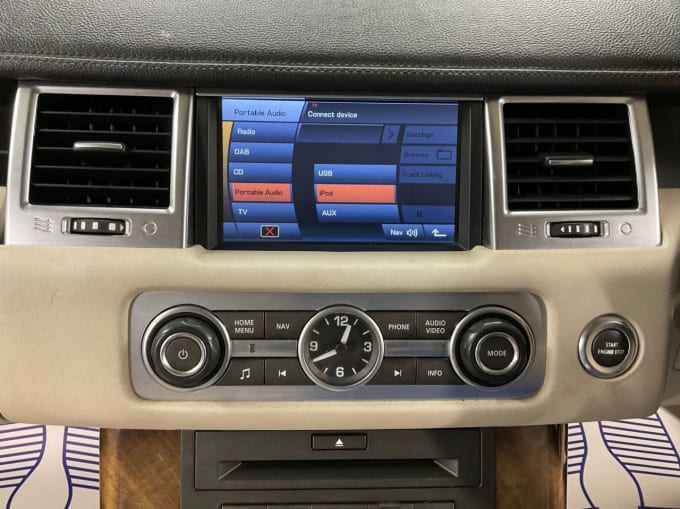 2025 Land Rover Range Rover Sport