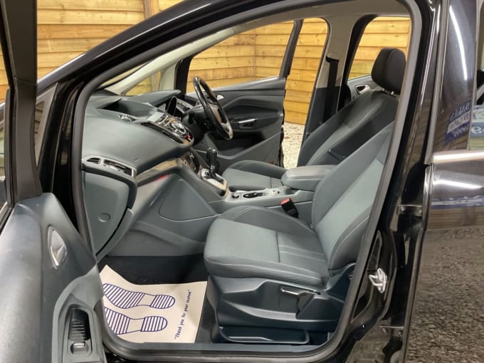 2025 Ford C-max