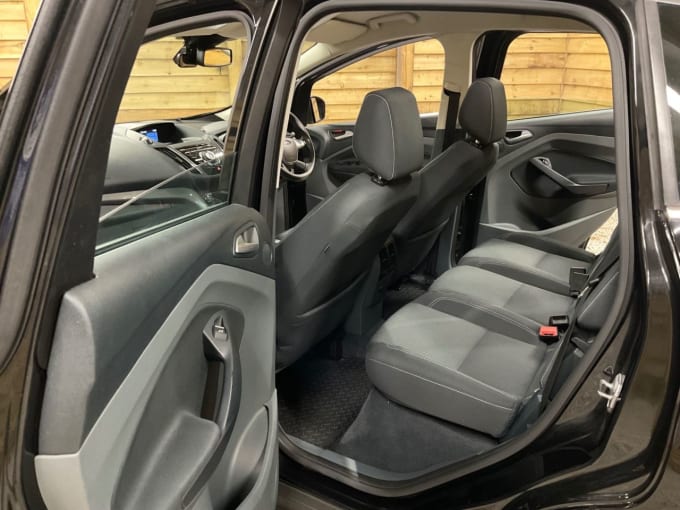2025 Ford C-max