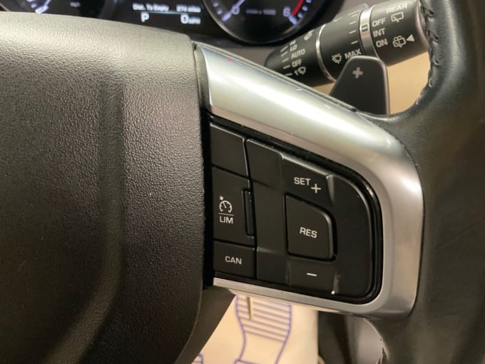 2025 Land Rover Discovery Sport
