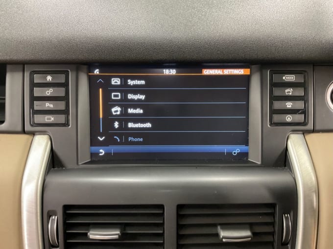 2025 Land Rover Discovery Sport