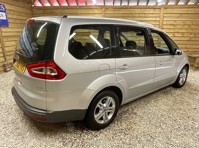 2025 Ford Galaxy