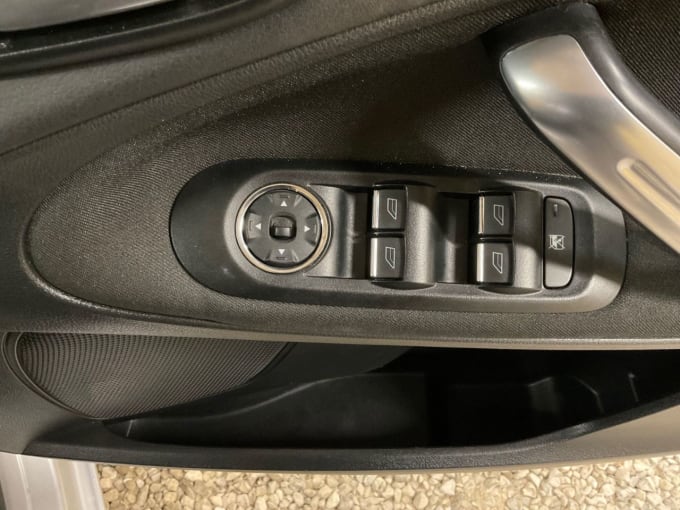2025 Ford Galaxy