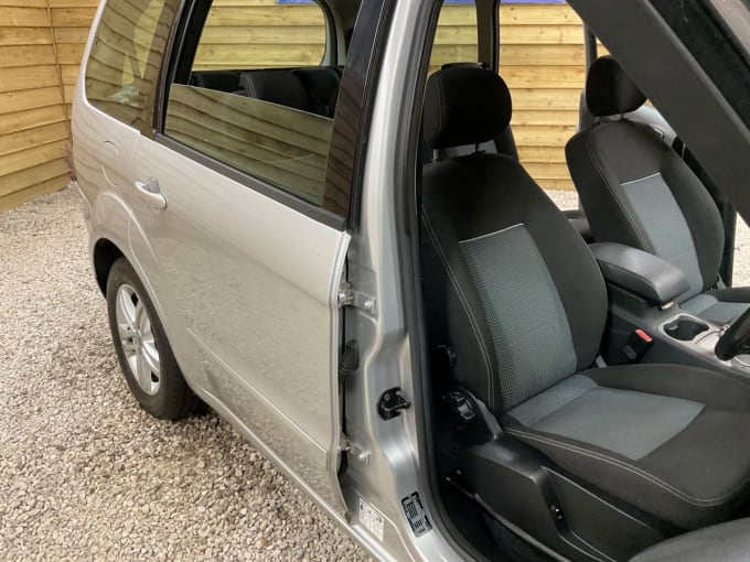 2025 Ford Galaxy
