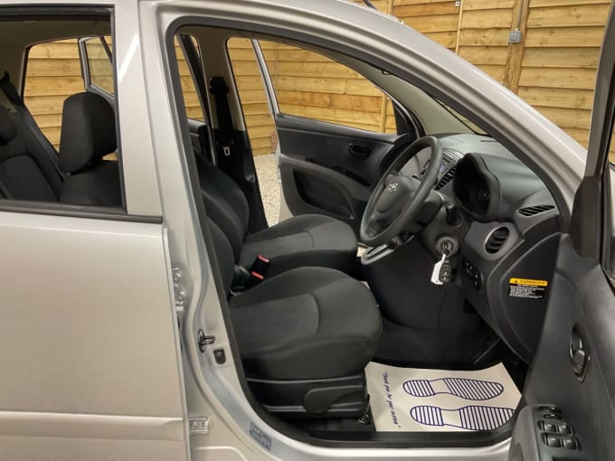 2025 Hyundai I10