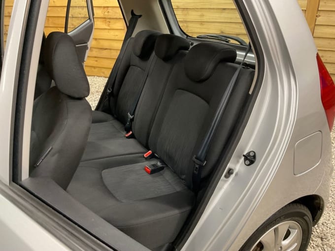 2025 Hyundai I10