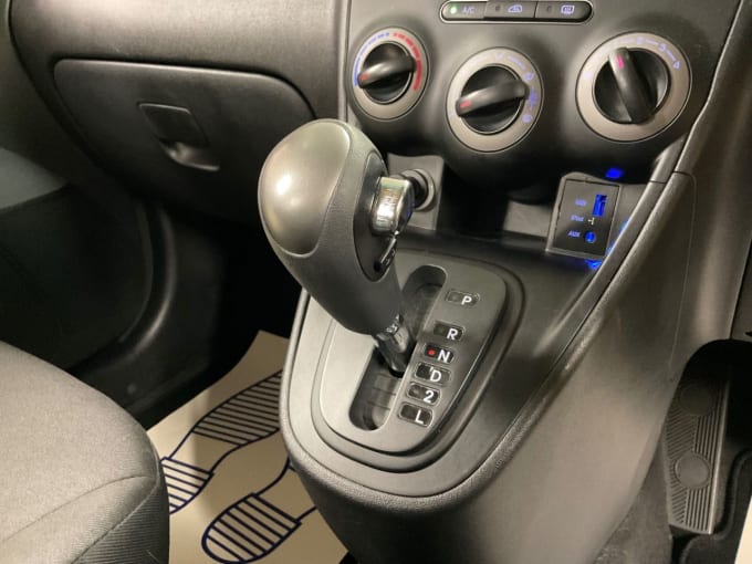 2025 Hyundai I10