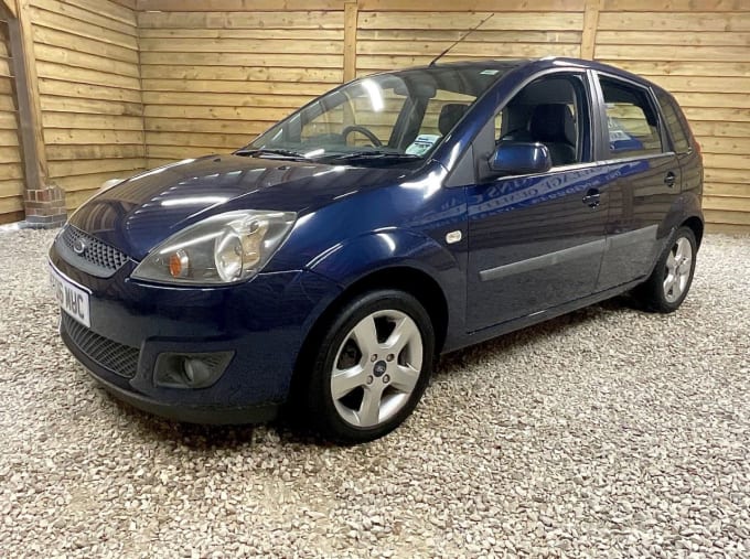 2025 Ford Fiesta
