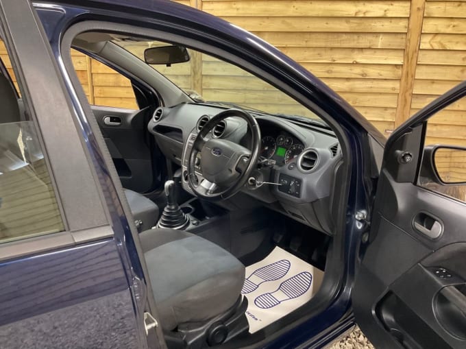 2025 Ford Fiesta