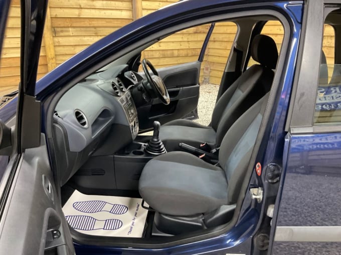 2025 Ford Fiesta