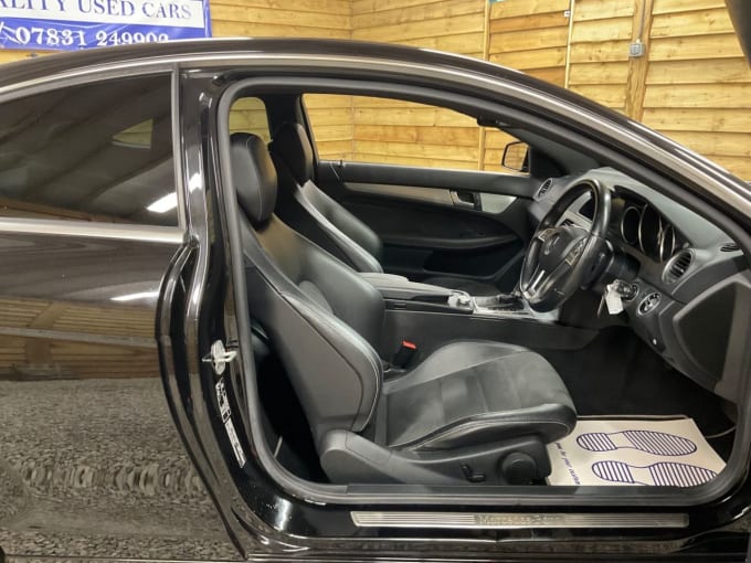 2025 Mercedes-benz C-class
