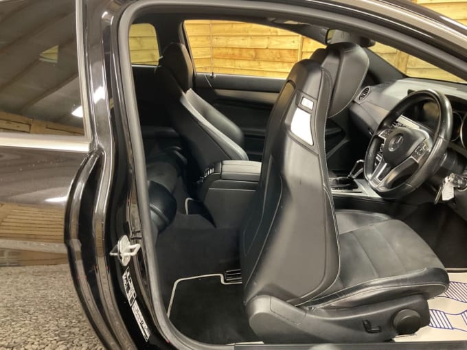 2025 Mercedes-benz C-class