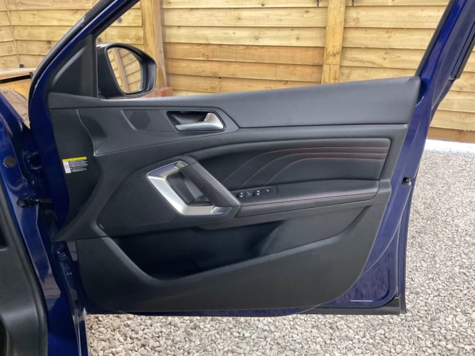 2025 Peugeot 308