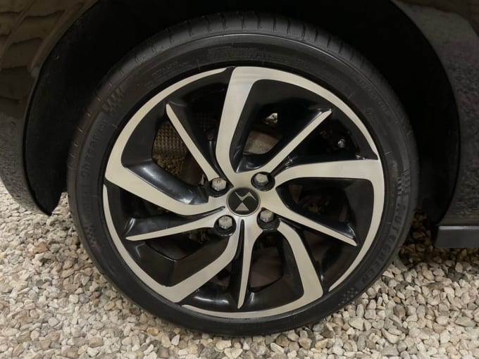 2025 Ds Automobiles Ds 3