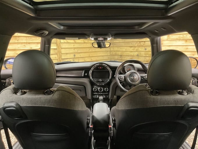 2025 Mini Hatch