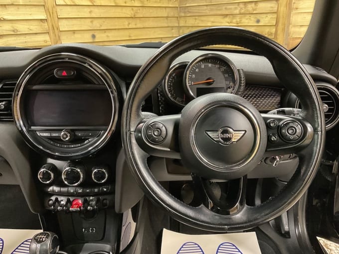 2025 Mini Hatch