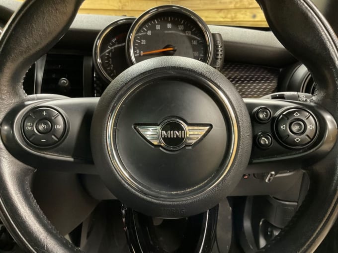 2025 Mini Hatch