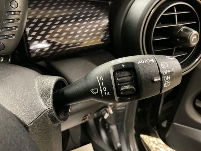 2025 Mini Hatch