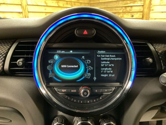 2025 Mini Hatch