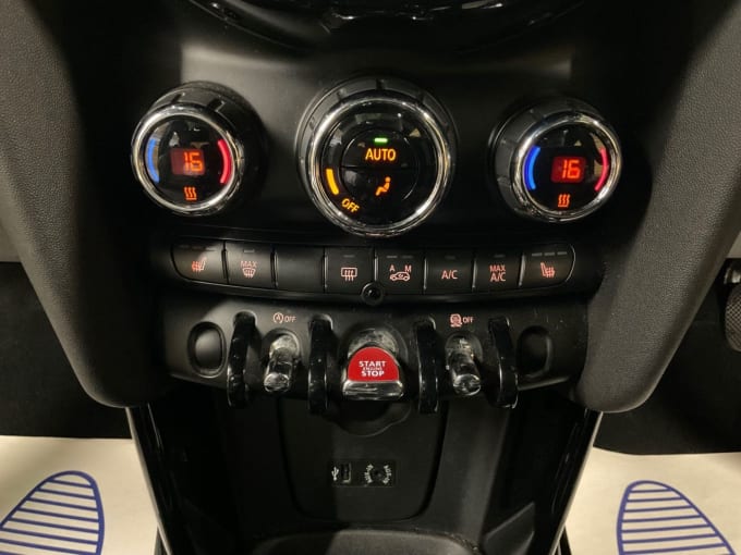 2025 Mini Hatch