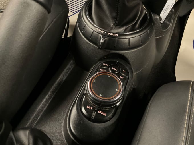 2025 Mini Hatch