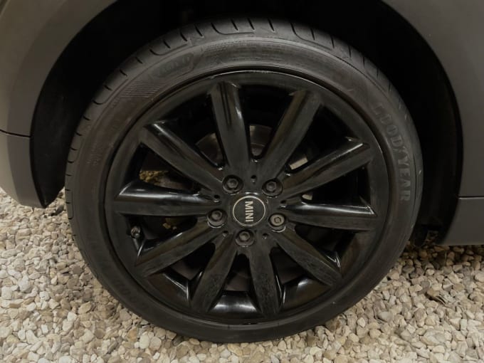2025 Mini Hatch