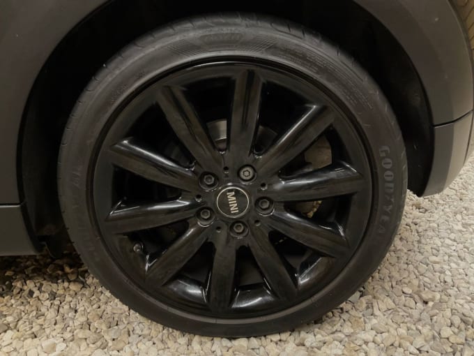 2025 Mini Hatch