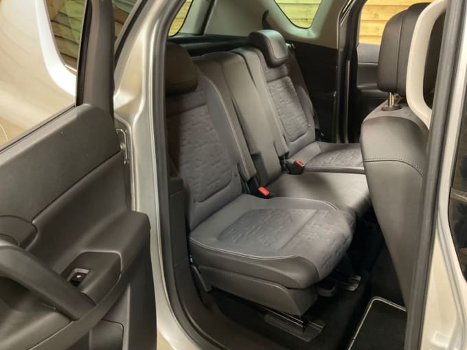 2025 Vauxhall Meriva