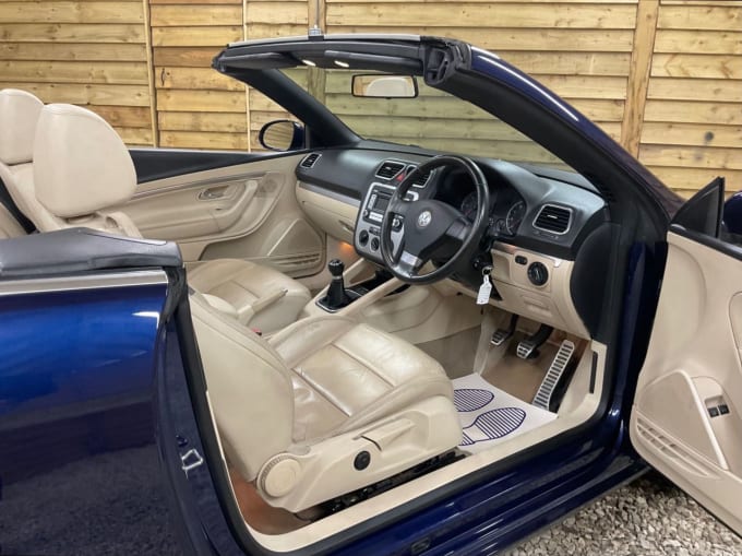2025 Volkswagen Eos