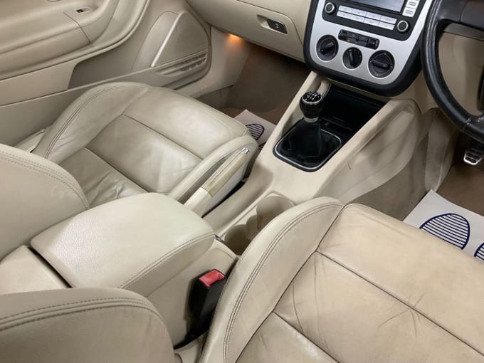 2025 Volkswagen Eos