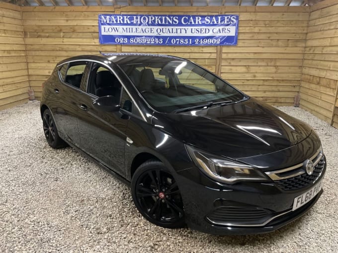2025 Vauxhall Astra