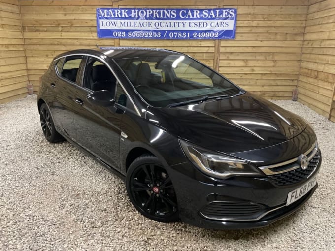 2025 Vauxhall Astra