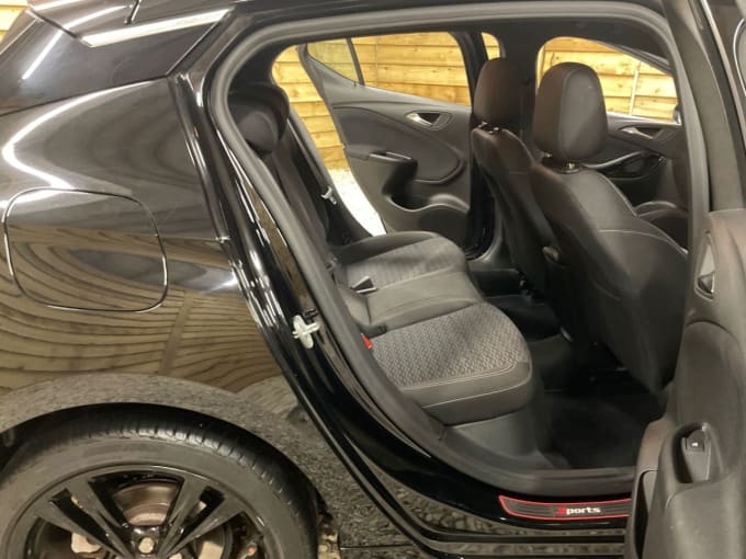2025 Vauxhall Astra
