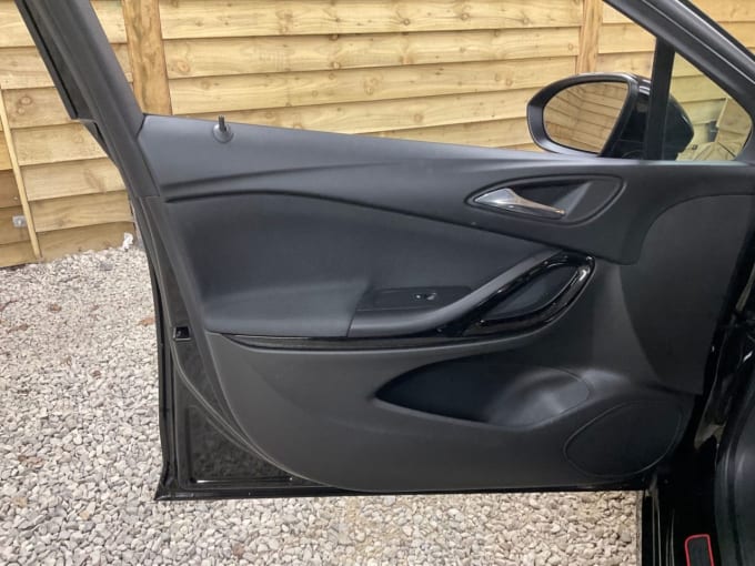 2025 Vauxhall Astra