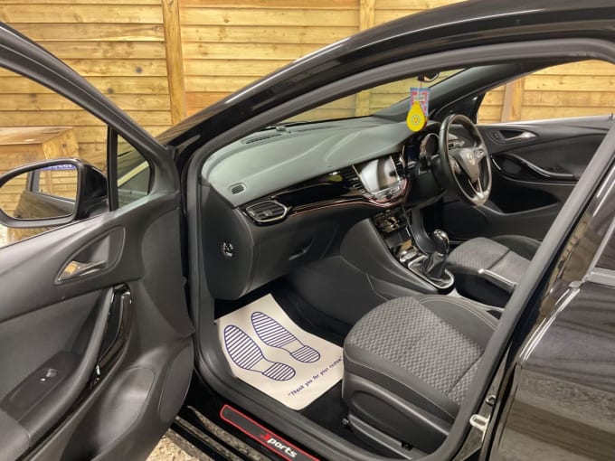 2025 Vauxhall Astra