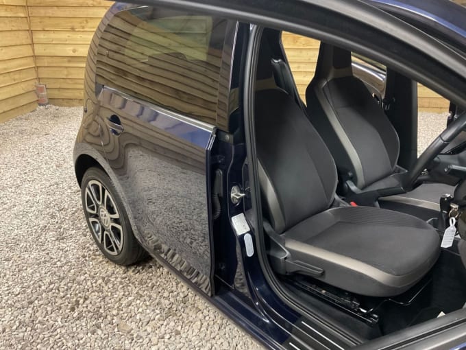 2025 Volkswagen Up!