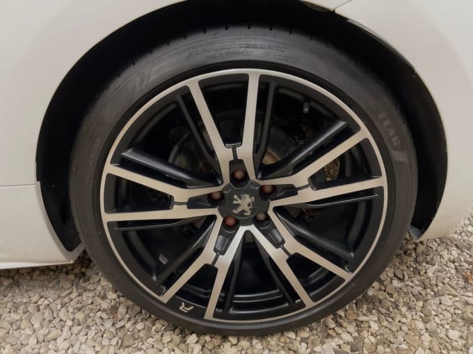 2025 Peugeot Rcz
