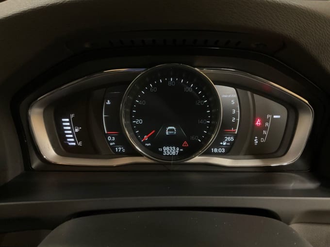 2025 Volvo V60 Cross Country