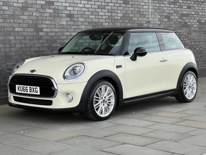 2024 Mini Hatch Cooper