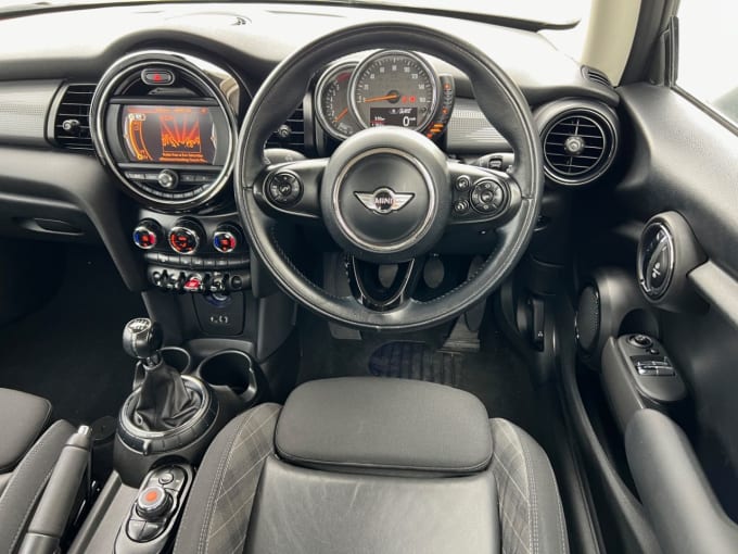 2024 Mini Hatch Cooper