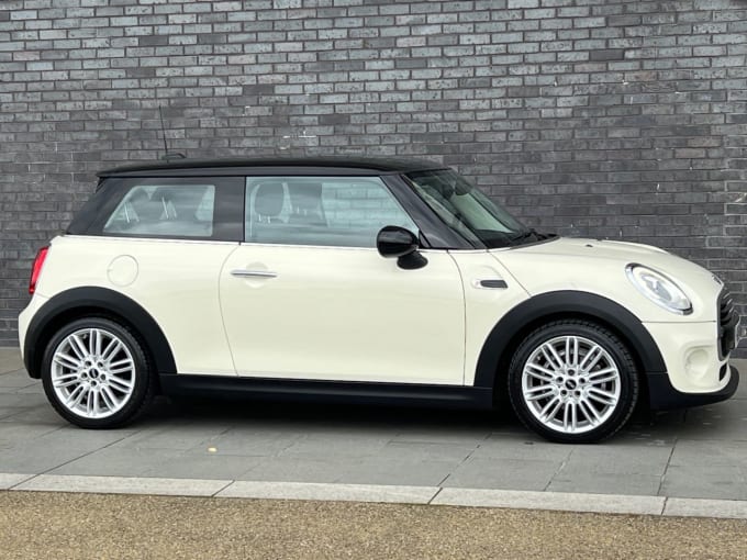 2024 Mini Hatch Cooper