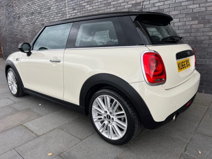 2024 Mini Hatch Cooper