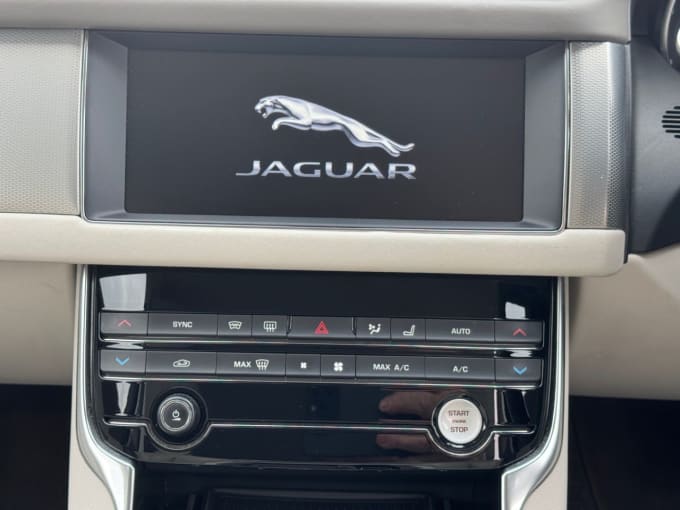 2024 Jaguar Xf