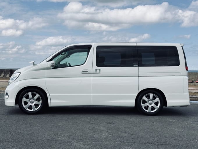 2025 Nissan Elgrand