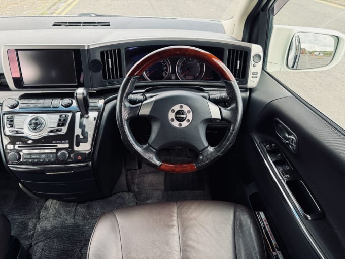 2025 Nissan Elgrand