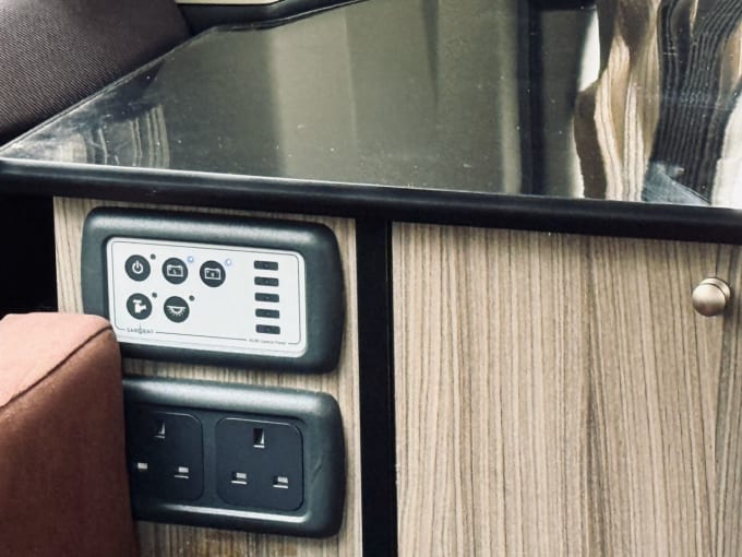 2025 Nissan Elgrand