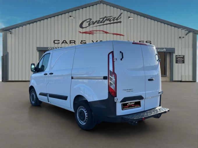 2025 Ford Transit Custom