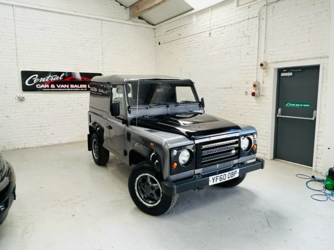 2010 Land Rover Defender 90