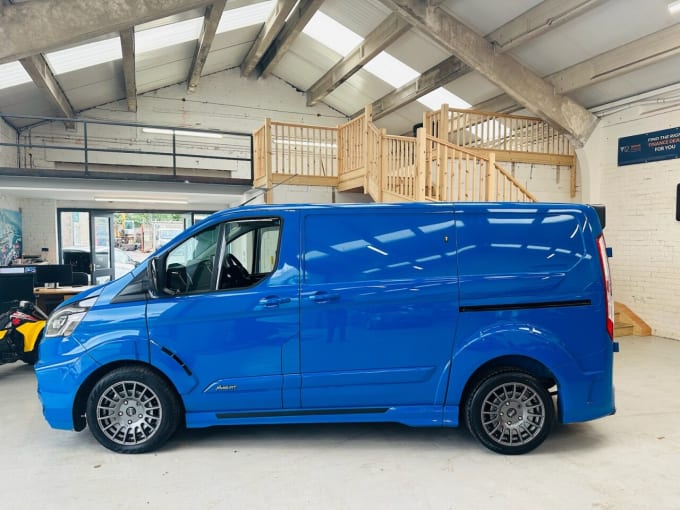 2024 Ford Transit Custom